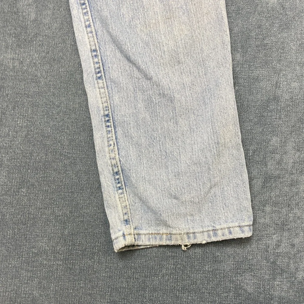 Wrangler Jeans Mens 36x32 Blue Denim Cotton Distressed Light Wash Regular Fit